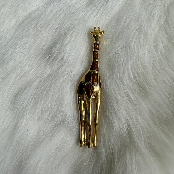 Vintage Giraffe Pin Brooch Gold Tone Enamel Signed LC, Liz Claiborne - Picture 1 of 6